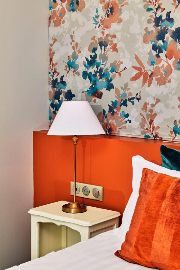 Logis Hotel Les Fuchsias سانت-فاست-لا-هوغ المظهر الخارجي الصورة